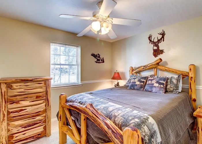 Holiday home Winter Hikes & Ice Fishing Fun: Cozy Show Show Low